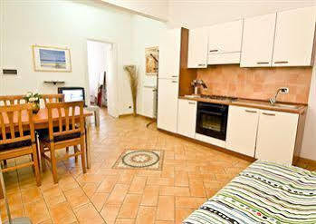 Old Town Apartments Ρώμη Εξωτερικό φωτογραφία